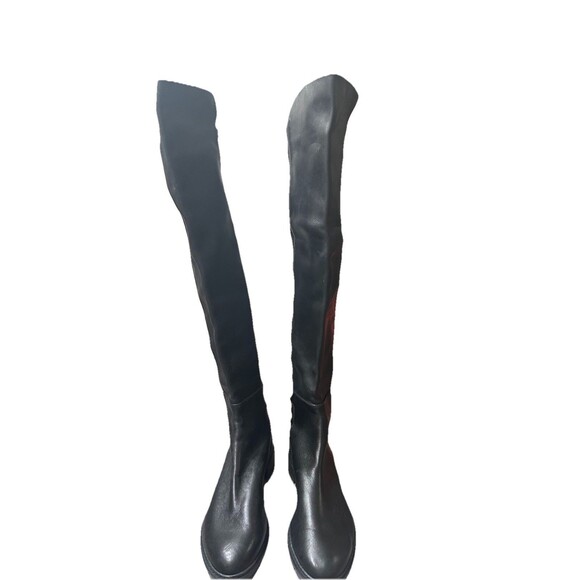 Stuart Weitzman Black Leather Knee-High Lug Sole Boots $595 Retail 38.5 US 8 - Picture 3 of 6